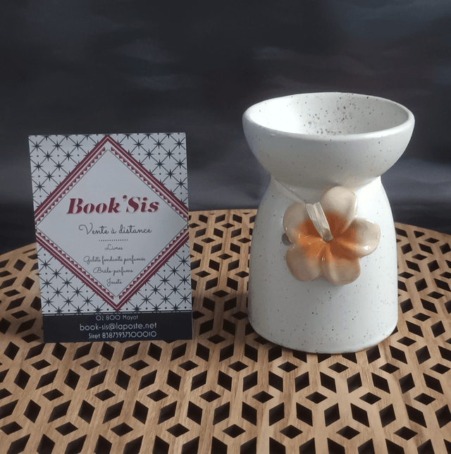 Brûleur " Crème avec fleur orange "