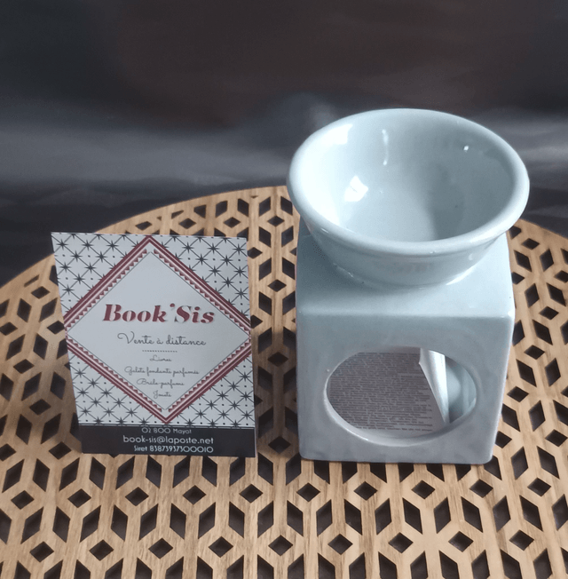 Brûleur " Cube avec découpes géométriques gris "