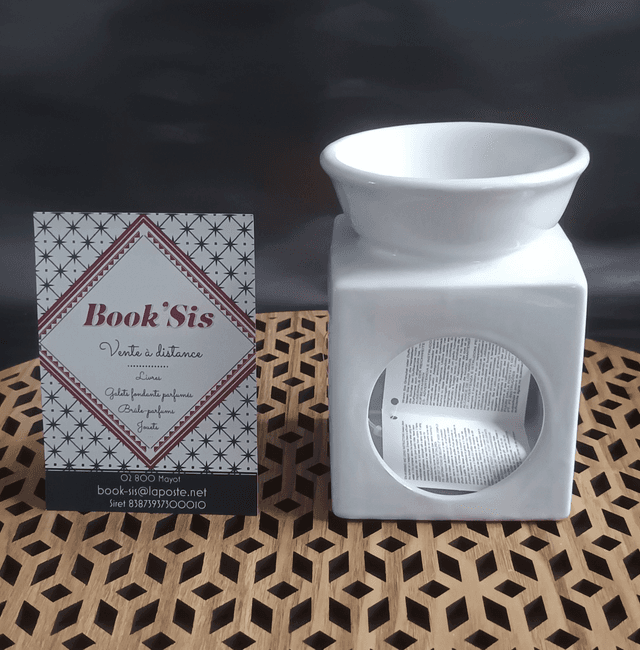 Brûleur &quot; Cube avec découpes géométriques blanc &quot;